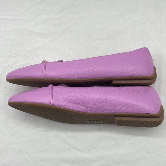 NWOB. Talbots 9M Francesca Chainlink Driving Moccasins - Pebbled Leather. - Picture 10 of 12